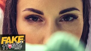 Albergue falso – Por favor, me foda – pequena muito safada