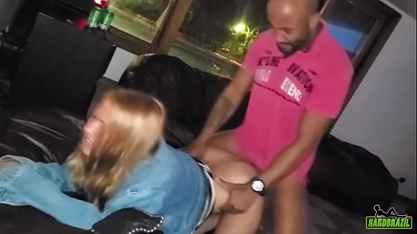 Depois da cena no meio da festa ela queria mais e ele enfiou o ferro – Larissa Leite – Ator Felipe Costa