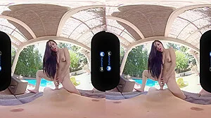 Pornô em realidade virtual, morena gostosa e Alina Lopez – Festa de sexo ao ar livre, um a um